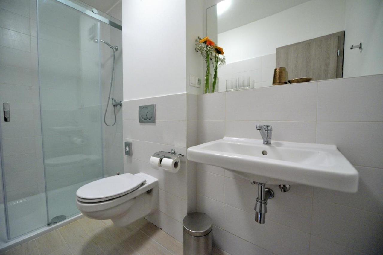 Hotel Korekt Piest'any Luaran gambar