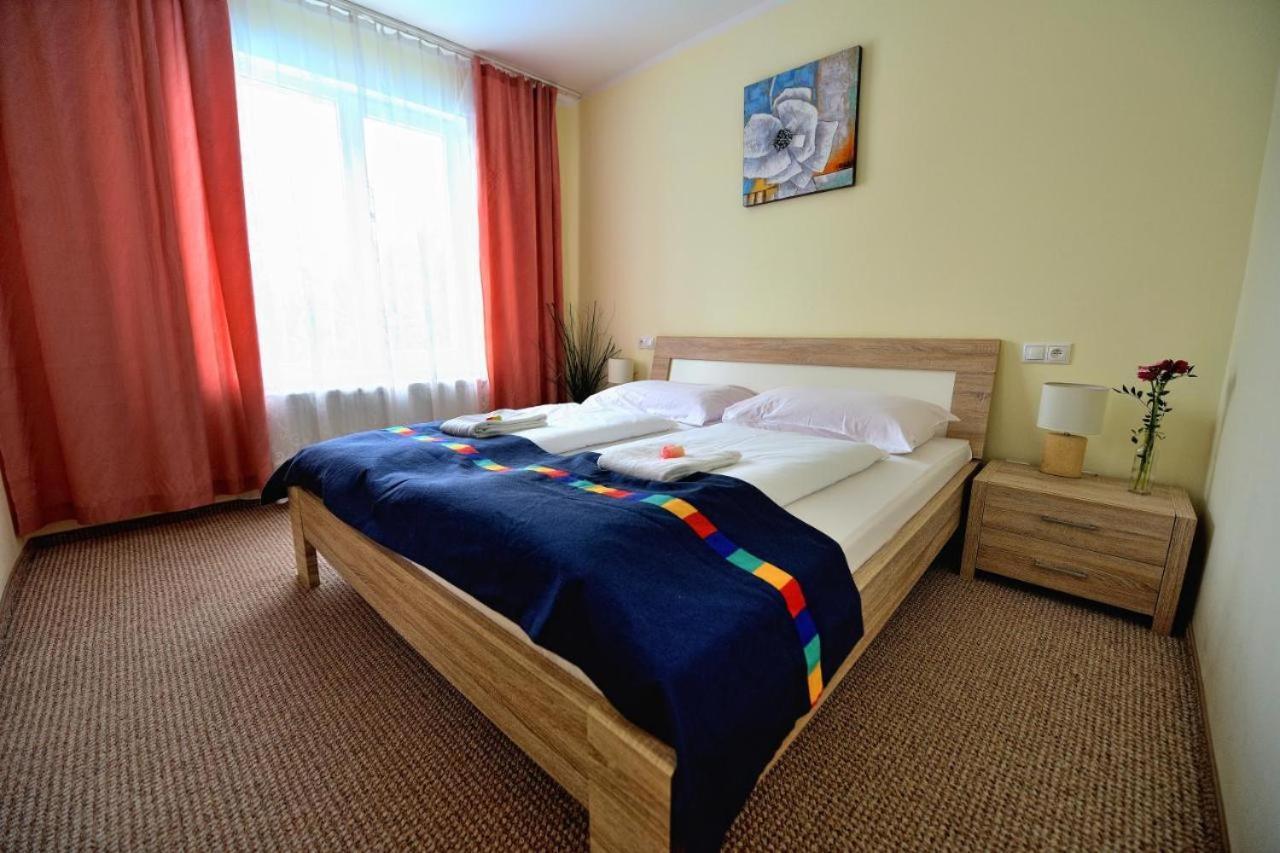 Hotel Korekt Piest'any Luaran gambar